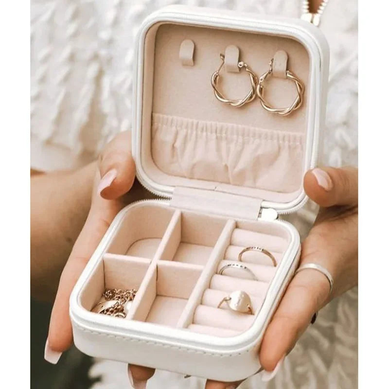 Bridesmaids Proposal Jewelry Travel Case