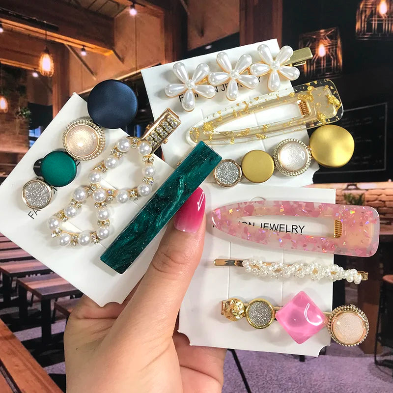 2022 Pearl Crystal Hair Clips Set